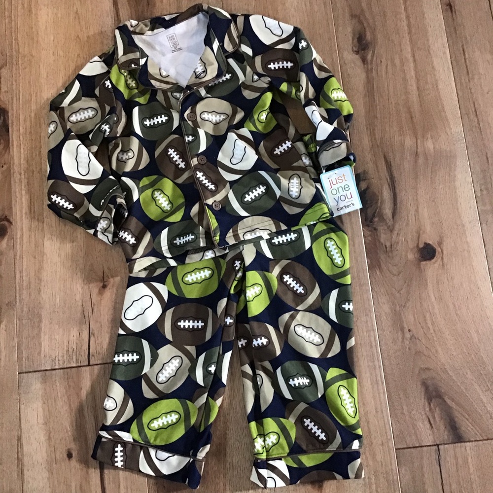 NWT Carters football 2 pc pajamas boys 3T